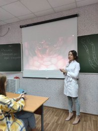 Дети и взрослые под пристальным вниманием медиков Дети и взрослые под пристальным вниманием медиков