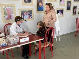 Специалисты детской поликлиники осмотрели детей из Херсонской области Специалисты детской поликлиники осмотрели детей из Херсонской области