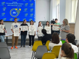 Молодежь Анапы узнала больше о ВИЧ-инфекции Молодежь Анапы узнала больше о ВИЧ-инфекции