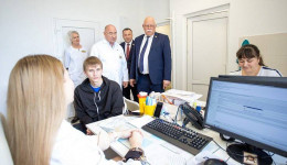 На выездном совещании комитета ЗСК обсудили вопрос привлечения медицинских кадров в Анапу На выездном совещании комитета ЗСК обсудили вопрос привлечения медицинских кадров в Анапу