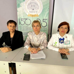 Специалисты Анапы провели профилактические встречи с молодежью и родителями Специалисты Анапы провели профилактические встречи с молодежью и родителями