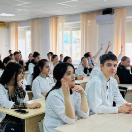 Специалисты Городской больницы Анапы провели встречи с анапчанами Специалисты Городской больницы Анапы провели встречи с анапчанами
