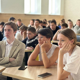 Специалисты Горбольницы провели встречи с юными анапчанами Специалисты Горбольницы провели встречи с юными анапчанами