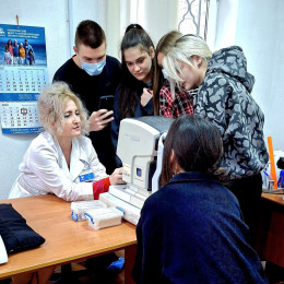 Учащиеся школы №7 в проекте "Путь в медицину" Учащиеся школы №7 в проекте "Путь в медицину"