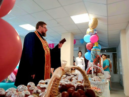 Символ новой жизни: в день Пасхи состоялась первая выписка в отремонтированном роддоме Анапы Символ новой жизни: в день Пасхи состоялась первая выписка в отремонтированном роддоме Анапы