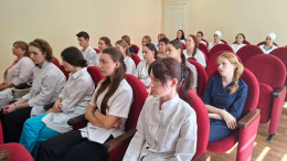Молодые кадры в здравоохранении: 43 выпускника пополнили коллектив Городской больницы Анапы Молодые кадры в здравоохранении: 43 выпускника пополнили коллектив Городской больницы Анапы